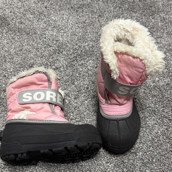 Sorel Kids' Pink and Black Snow Boots size 10 - Picture 1 of 9